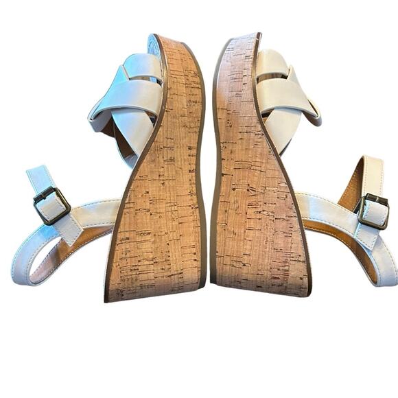 White Mountain Cork Platform Wedge Sandals Strappy Upper Retro 80s NEW Size 6 - Picture 9 of 11